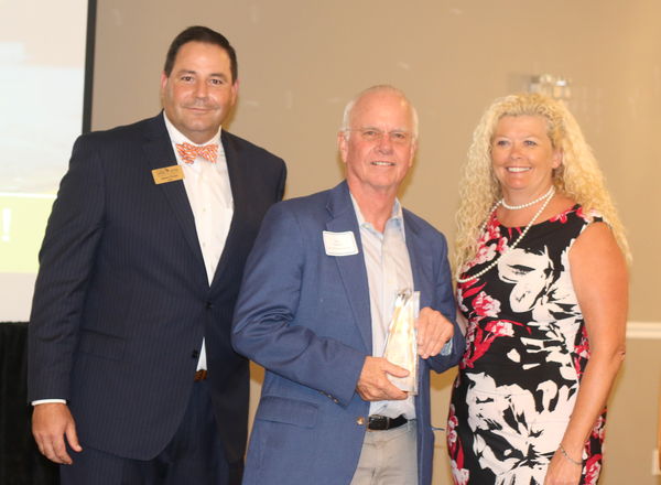 SanCap chamber welcomes board chair, presents awards at annual meeting ...